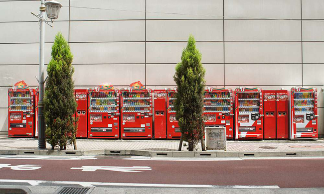 自动售货机，无人售货机，广州自动售货机，自动售货机厂家，自动售货机公司，富宏自动售货机