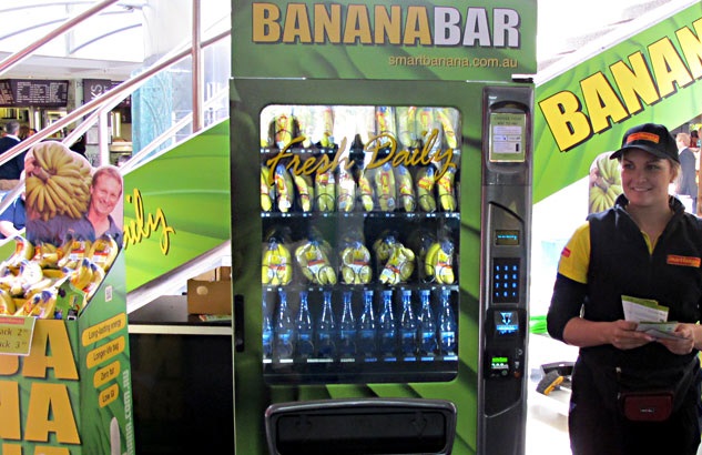 自动售货机，无人售货机，广州自动售货机，自动售货机厂家，自动售货机公司，富宏自动售货机