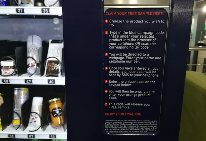 自动售货机，无人售货机，广州自动售货机，自动售货机厂家，自动售货机公司，富宏自动售货机